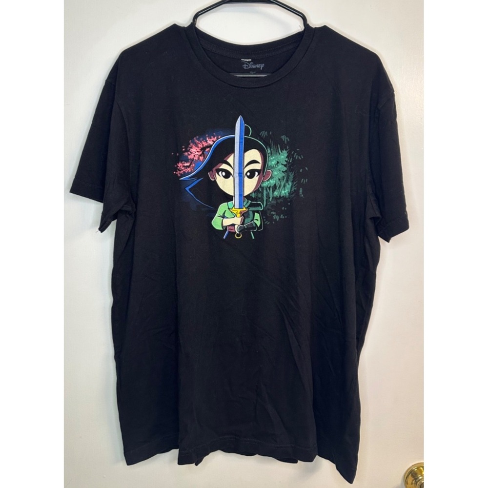 TeeTurtle x Disney Size L Mulan with Sword Black T-Shirt